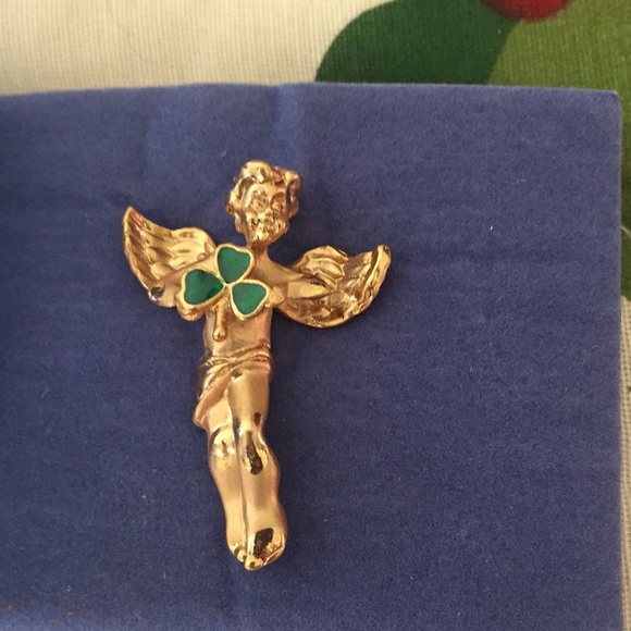 Avon 2005 Shamrock angel Pin With Box - Picture 2 of 4
